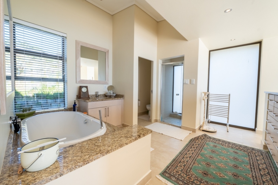 4 Bedroom Property for Sale in The Heads Western Cape